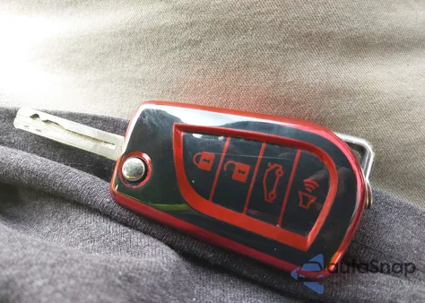 2018 Toyota Camry Le из США, поврежденный, VIN 4T1B11HKXJU534291